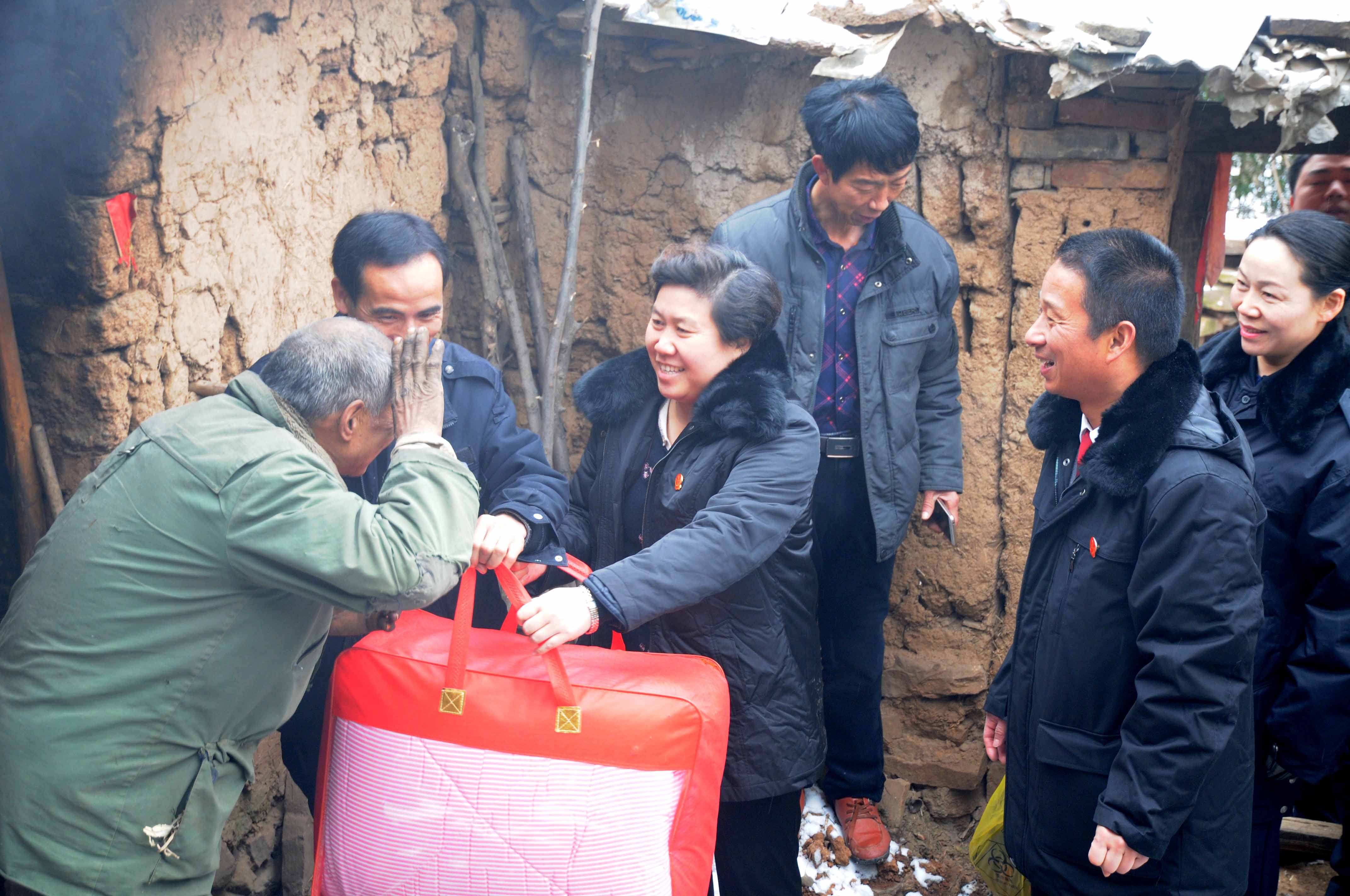 全国巾帼建功标兵郭燕燕农村走出来的闺女要把老百姓的事办好