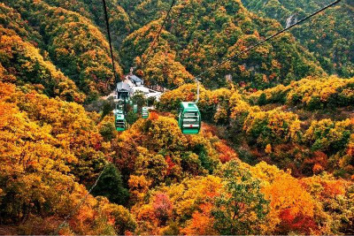 天河大峡谷螃蟹节国庆开幕