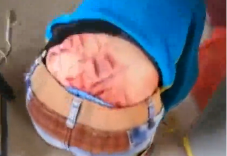 南阳8岁男孩成绩差被父亲打得皮开肉绽警方父亲已被刑拘