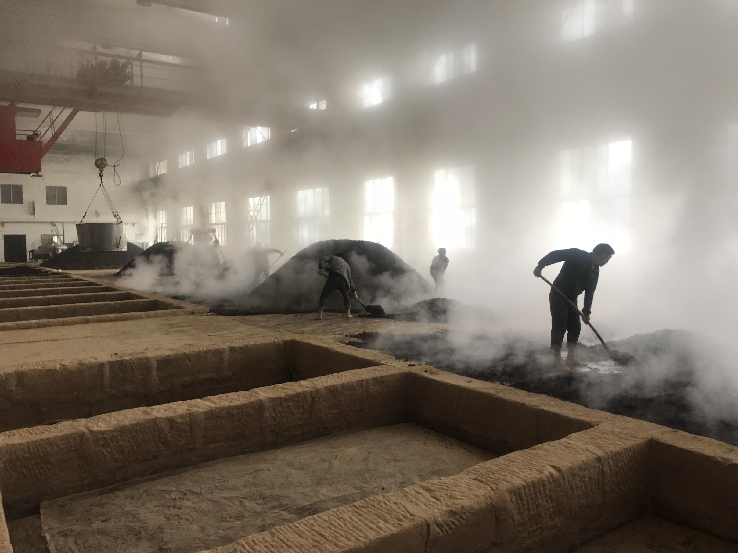 匠心匠人匠品探寻九象老酱酒的酿造之谜