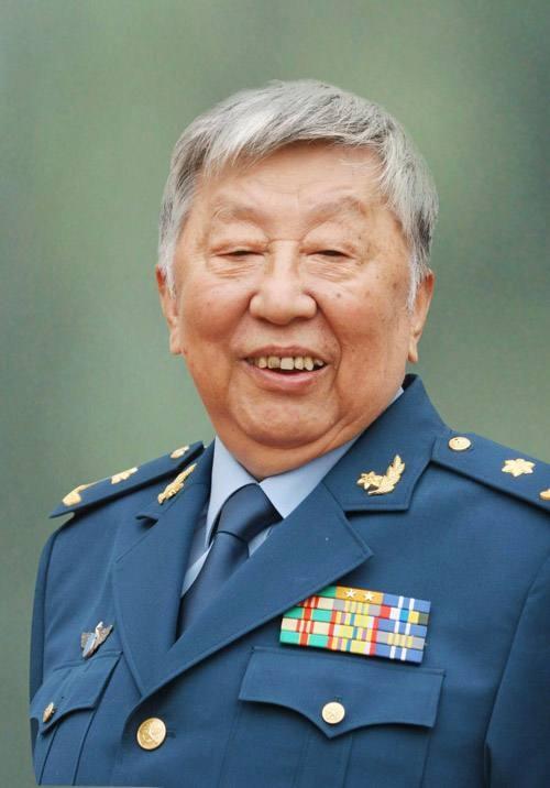 逝世老艺术家阎肃妻女起诉阎肃儿子,只因音乐著作权收益分配不均