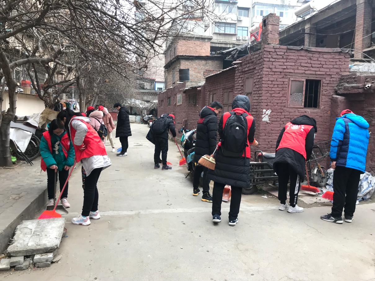 永安社区组织学生寒假期间参加社区义务劳动