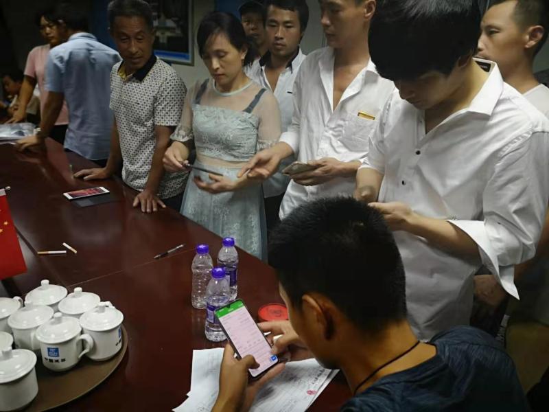 工人中途退场,但因施工未验收,双方无法清算结账