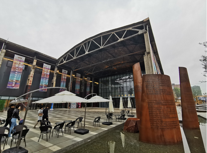 全国媒体采访团打卡贵阳302工业原址文创园今昔巨变令人震撼