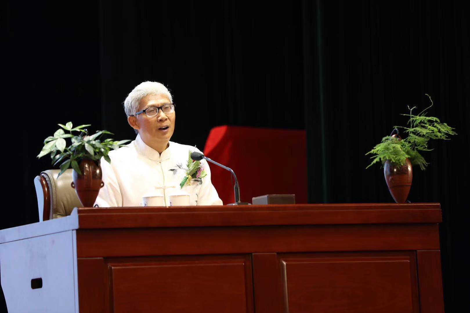 天时荟名家讲坛首邀纪连海开讲