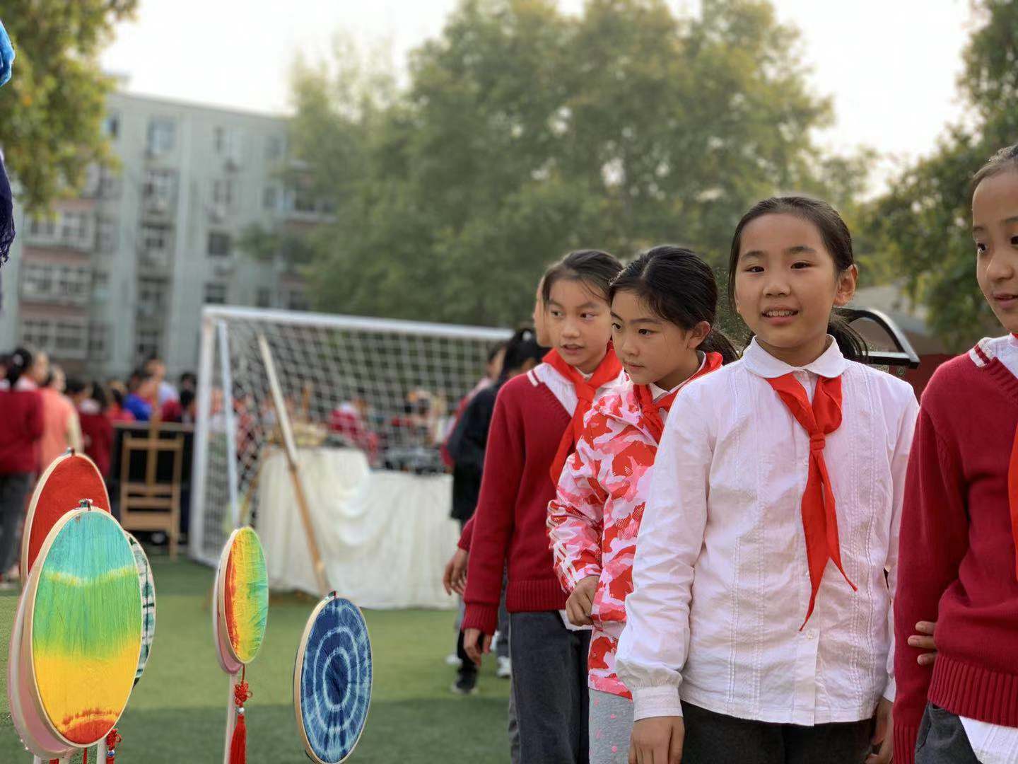 郑州市金水区纬三路小学举行2022年一年级第一批少先队入队仪式-大河新闻