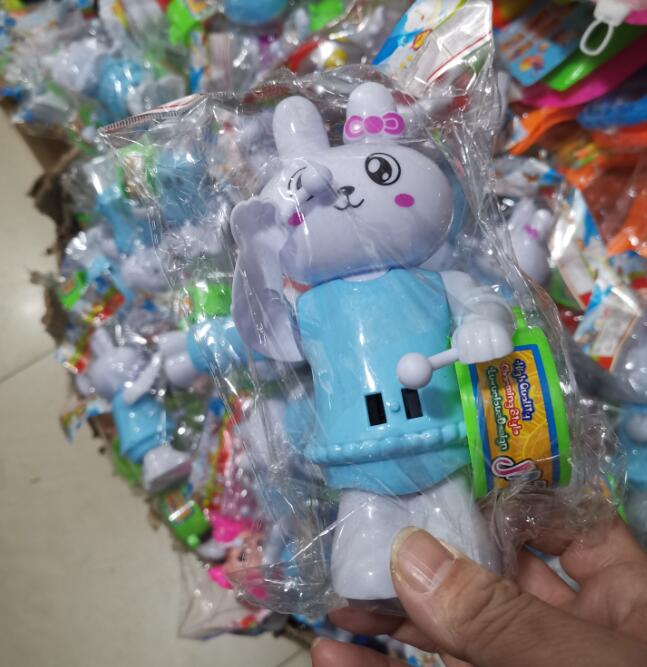 二手塑料有毒郑州批发市场出现大量二手玩具购买请擦亮眼