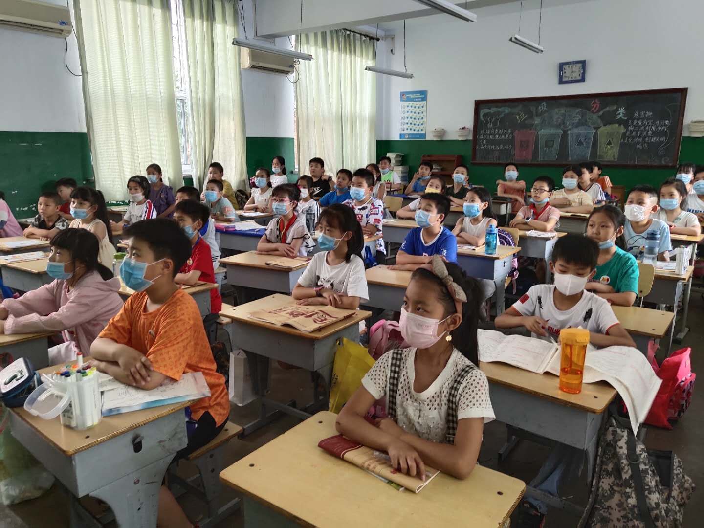 齐礼闫小学图片