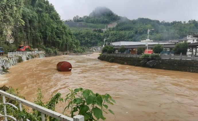 贵州正安县碧峰镇特大暴雨灾害致8人死亡5人失联