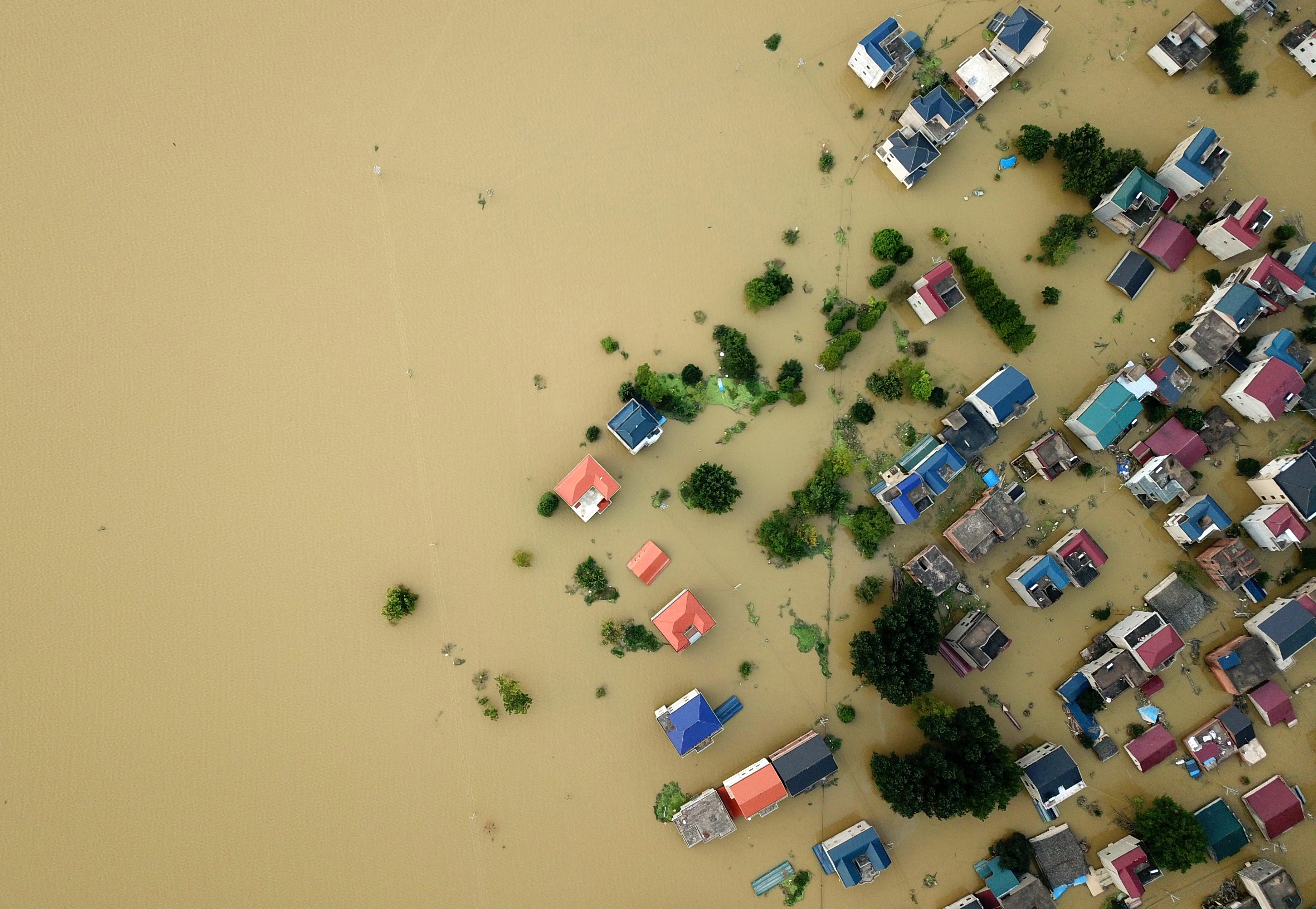 直击江西洪水被洪水淹没的鄱阳县昌洲乡
