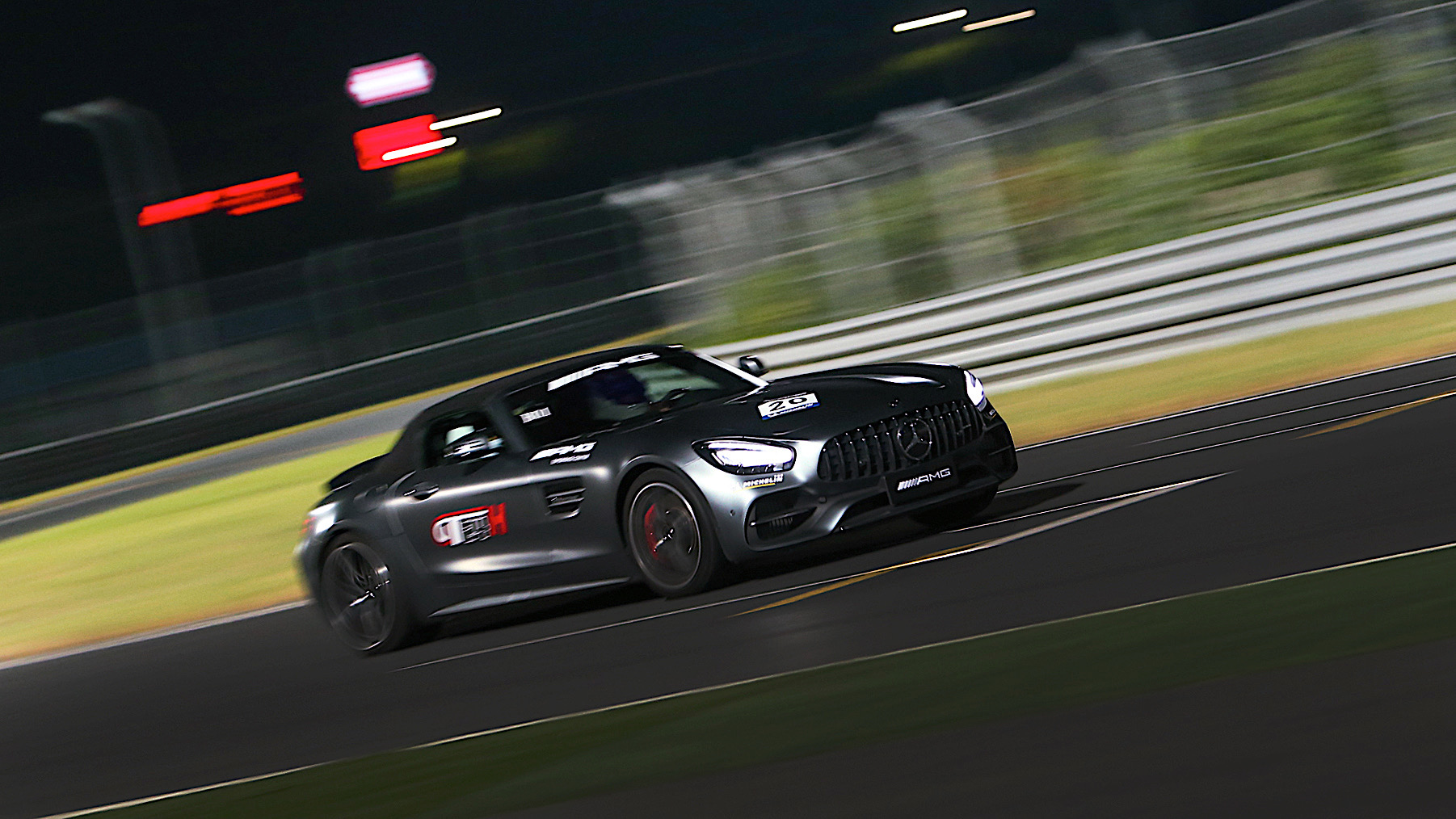 gt24小时带来非凡体验全球首家amg体验中心揭幕