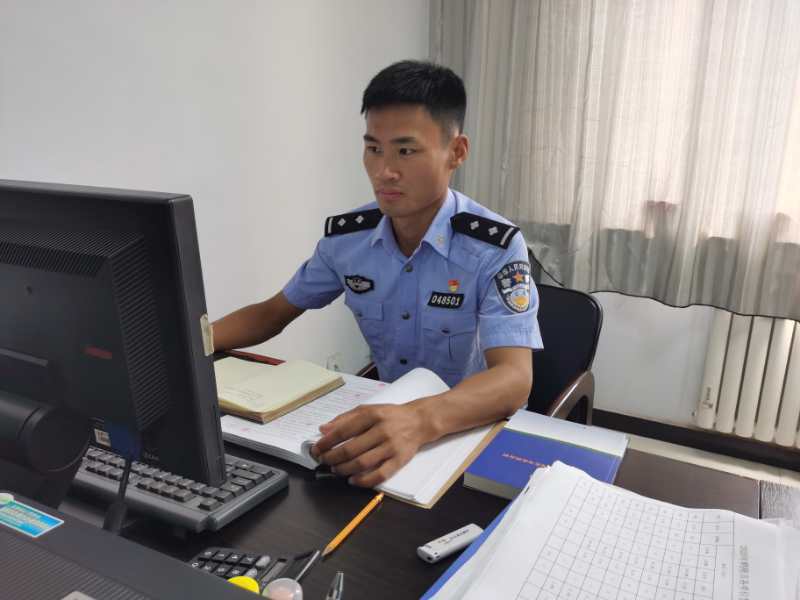 打击犯罪没有休止符,侦查破案永远在路上 ——山城刑事侦查大队侦查员