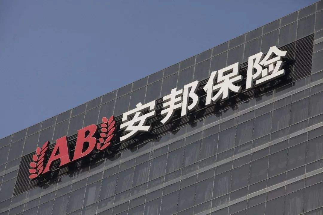 "河南53岁年龄差父女"引全网爱心汇聚!