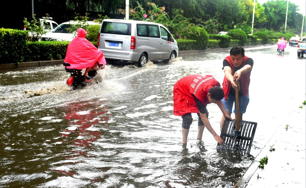 平顶山市达到暴雨的有20个乡镇 舞钢市垭口街道达113.5毫米